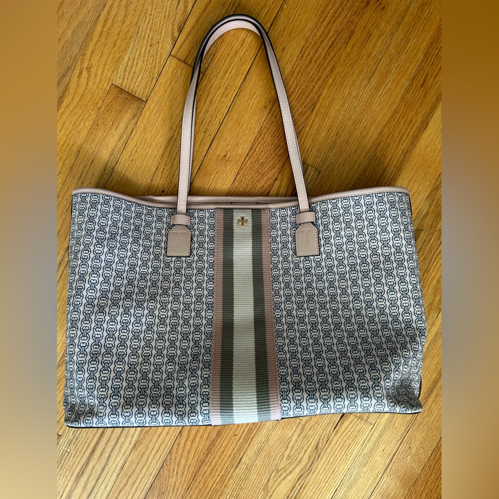 Tory Burch pink Gemini link tote bag